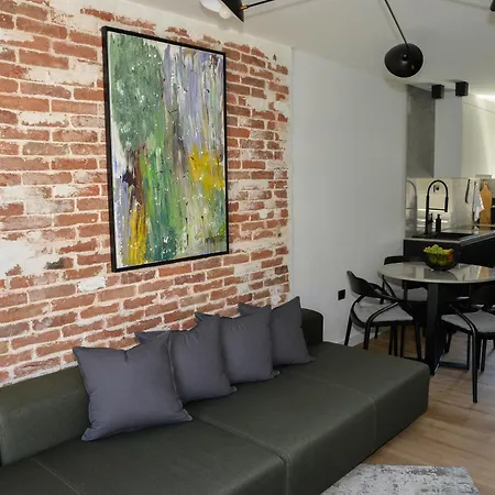Apartment Black